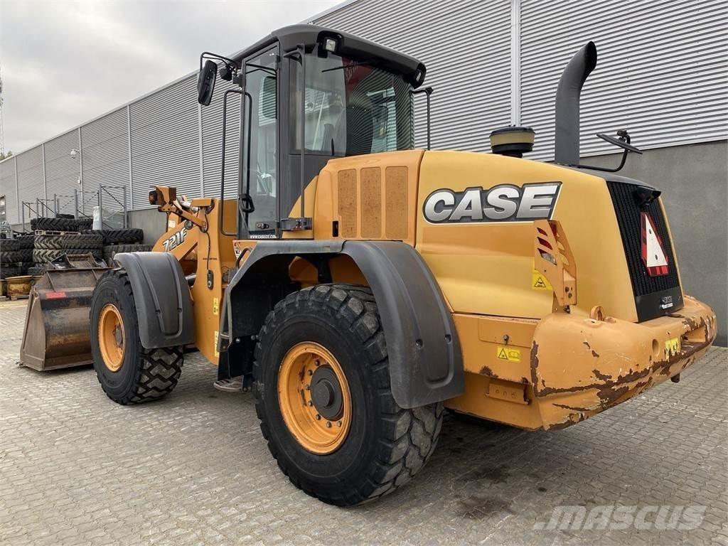 CASE 721F Chargeuse sur pneus