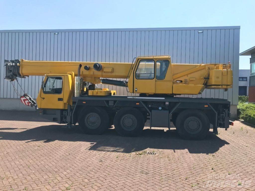 Grove GMK 3050 Grues tout terrain