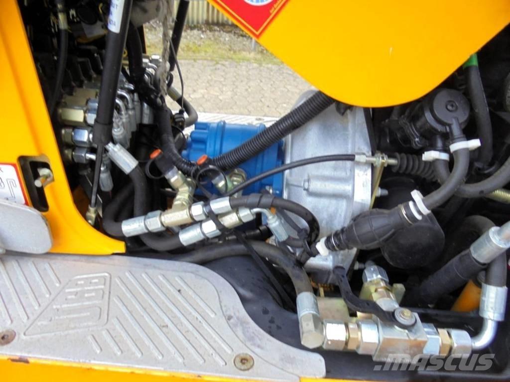 JCB 8010 CTS Mini pelle < 7t