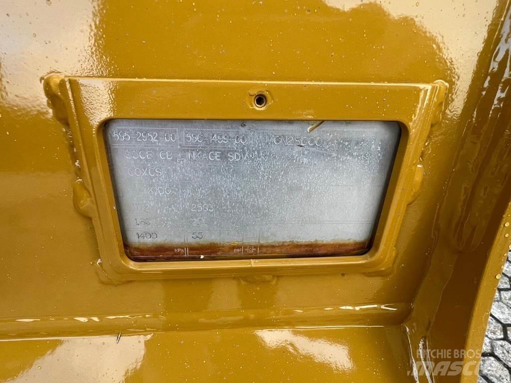 CAT 326-07 Pelle sur chenilles