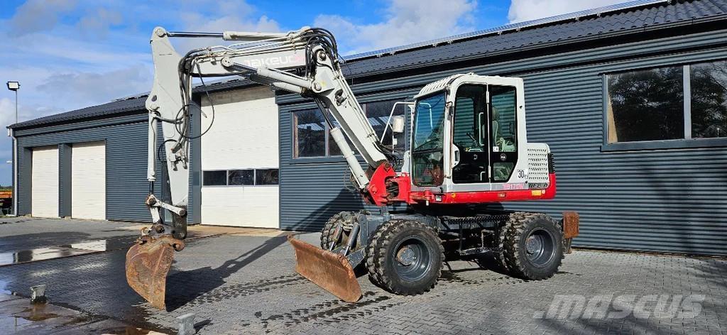 Takeuchi TB 175W Mini pelle 7t-12t