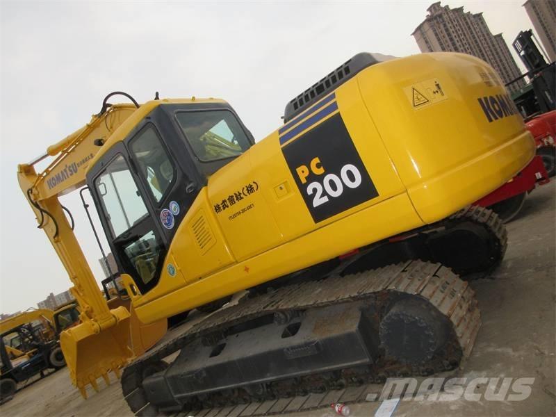 Komatsu PC 220-7 Pelle sur chenilles