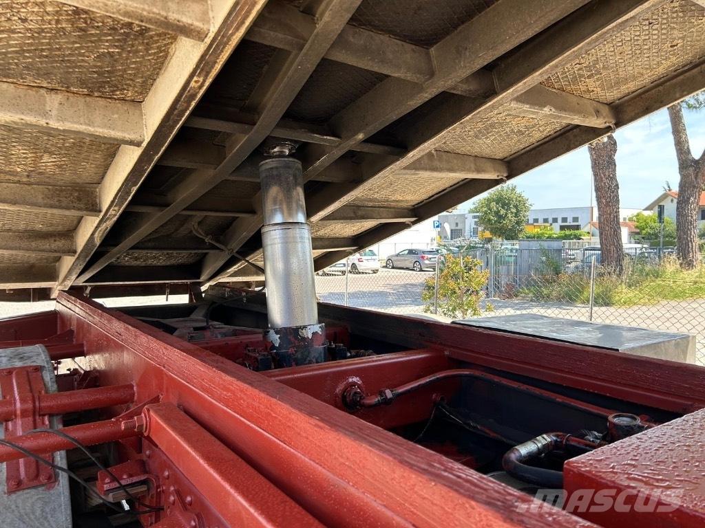 Iveco 120E18K Camion plateau