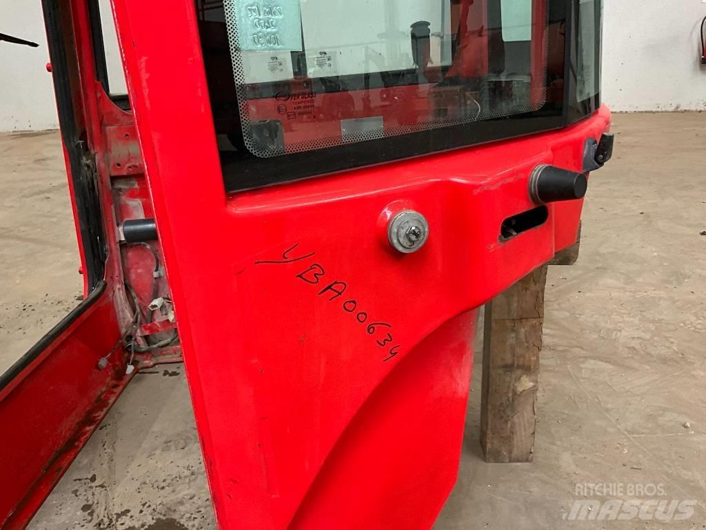 Yanmar Vio 25-6 Cabine
