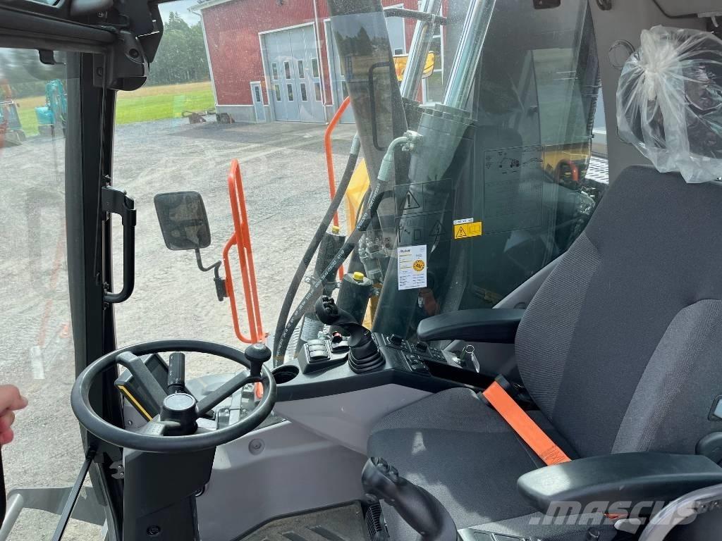 Volvo EWR 150 E Pelle sur pneus