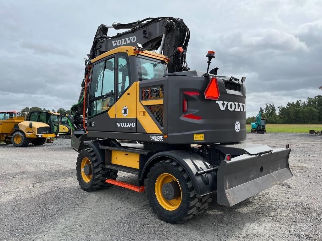 Volvo EWR 150 E Pelle sur pneus