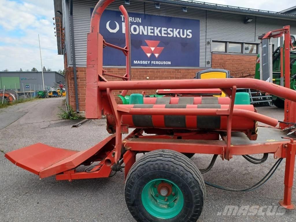 Kverneland 7517 Enrubanneuse
