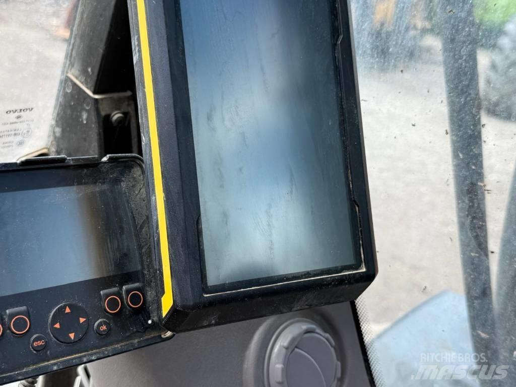 Volvo EWR 150 E Pelle sur pneus