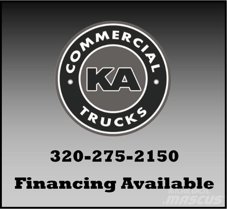 RAM 5500 TRADESMAN Camion plateau