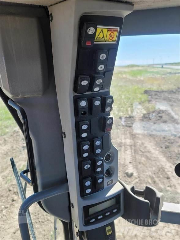 CAT 14M Niveleuse