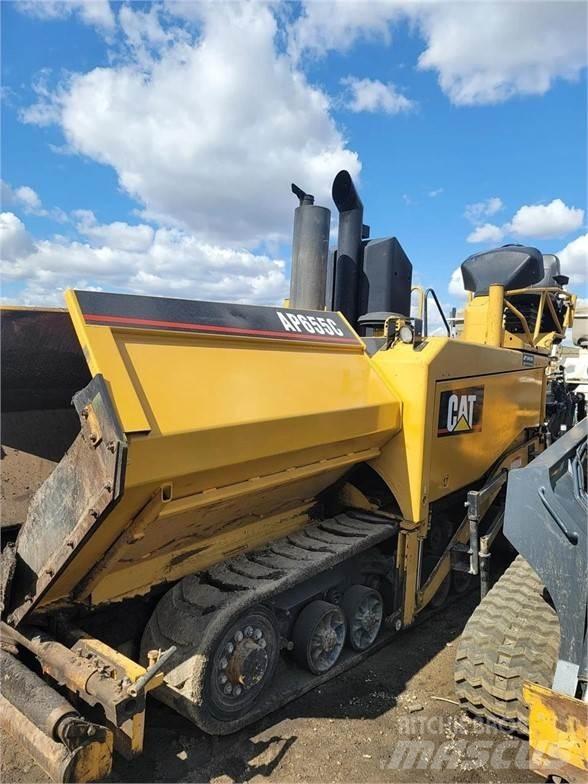 CAT AP-655C Finisseur