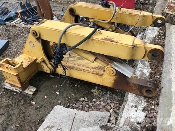 CAT D7R Scarificateur
