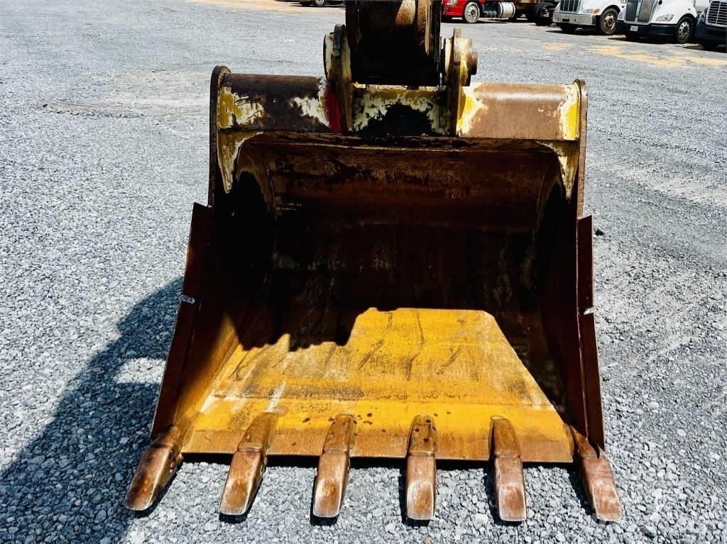 CAT 320 EL Pelle sur chenilles