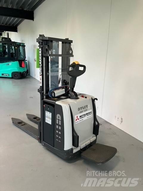 Atlet PSP125 Transpalette accompagnant porté debout
