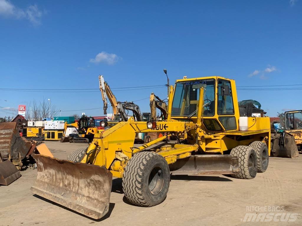 MBU G130A Niveleuse