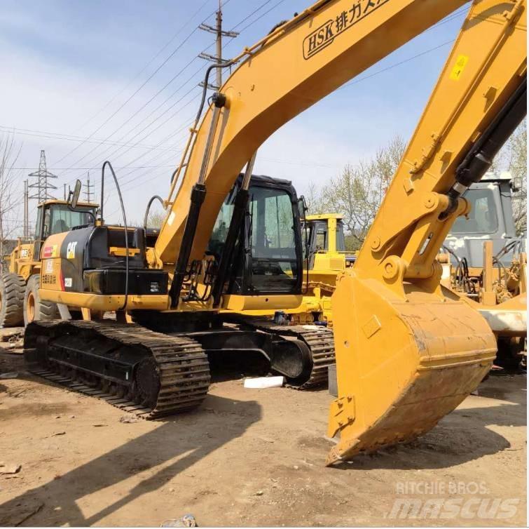 CAT 320D Pelle sur chenilles