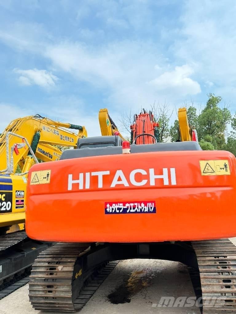 Hitachi ZX 200 Pelle sur chenilles