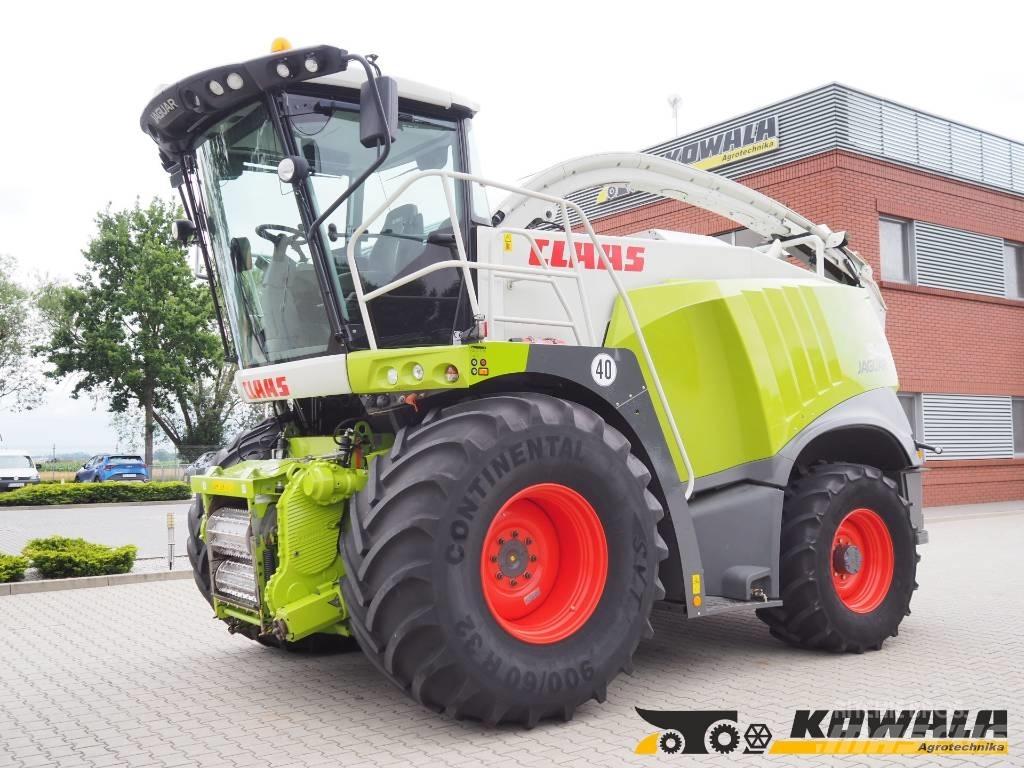 CLAAS Jaguar 940 4WD Ensileuse automotrice