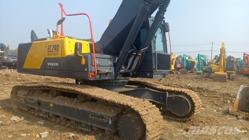 Volvo EC 290 B LC Pelle sur chenilles