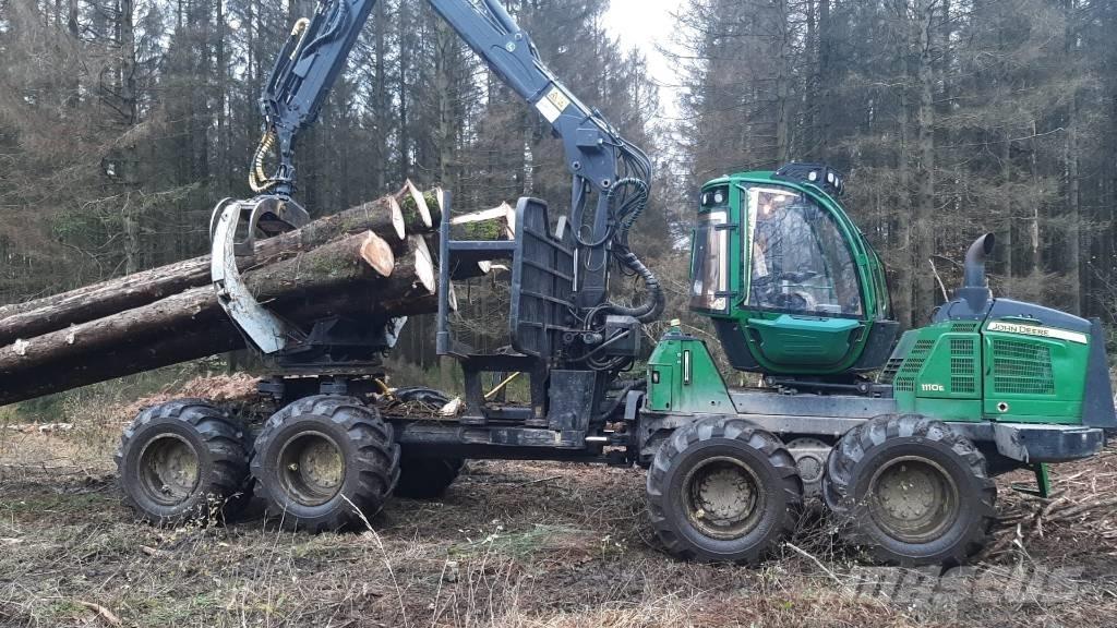 John Deere 1110 E Porteur