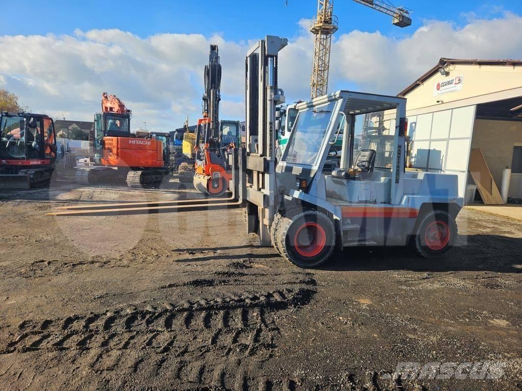 Fiat DL80C Chariot à mât rétractable