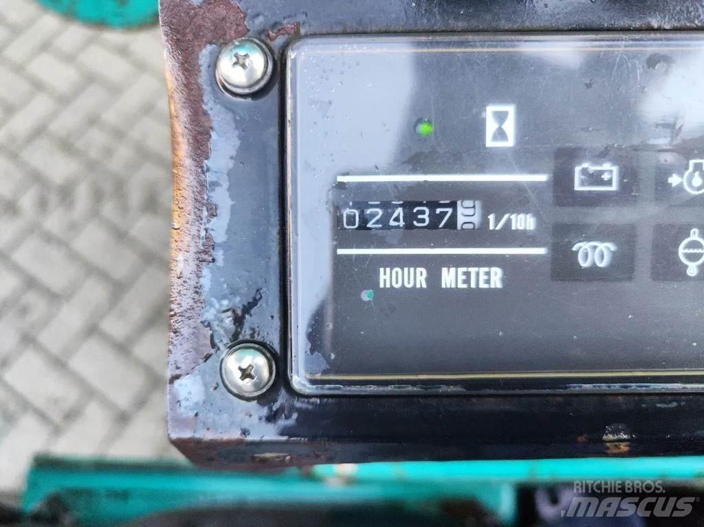Maeda MC 305 Mini grue