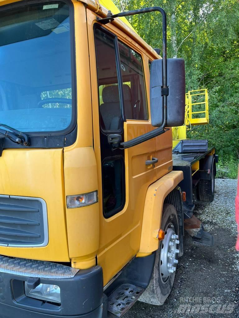 Volvo FL 6 Camion nacelle