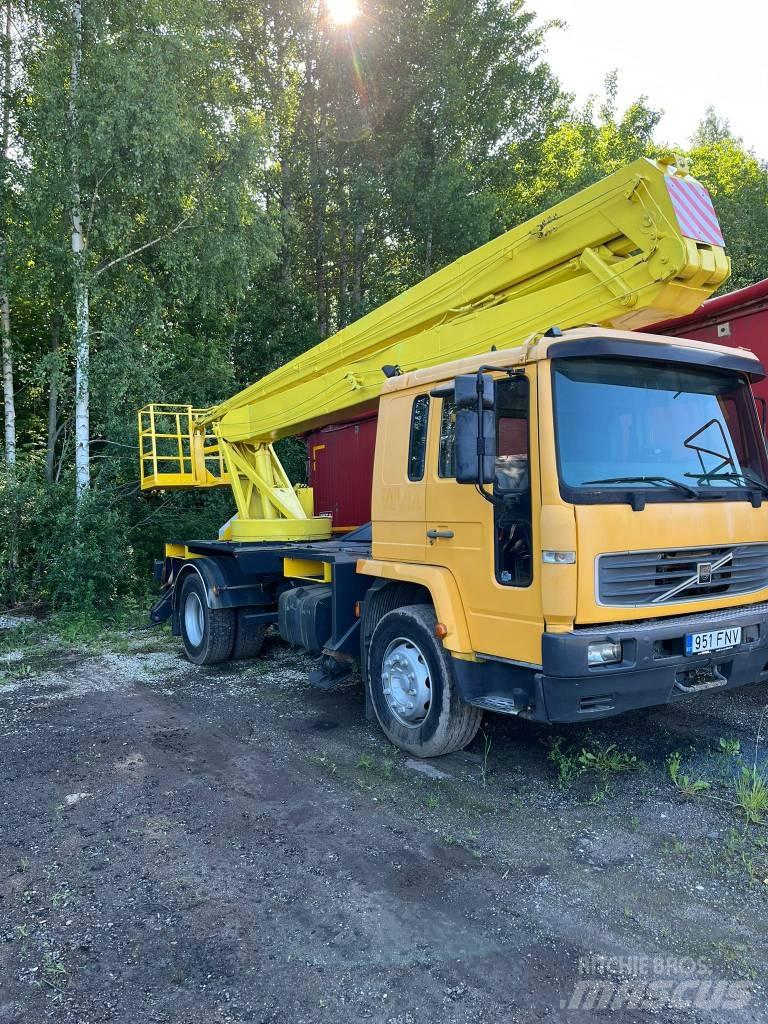Volvo FL 6 Camion nacelle