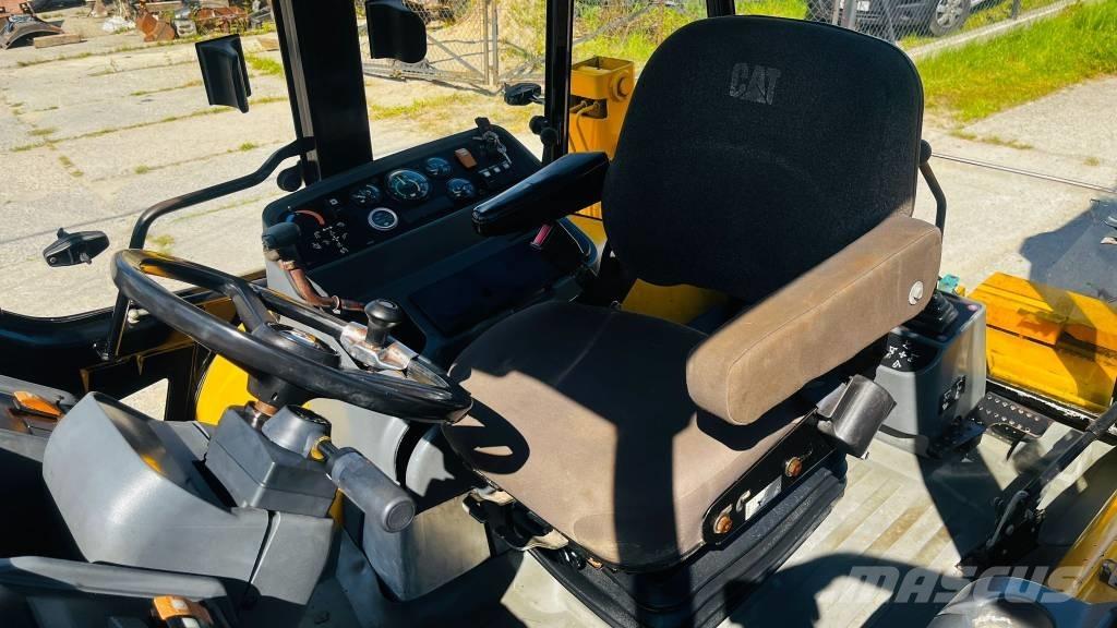CAT 428 C Tractopelle