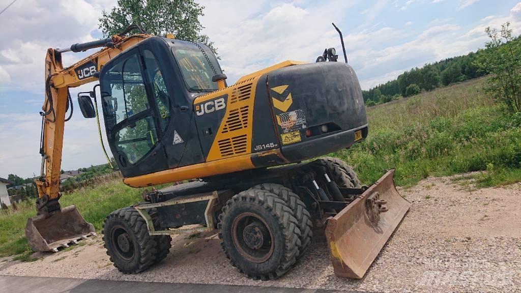 JCB JS 145 W Pelle sur pneus