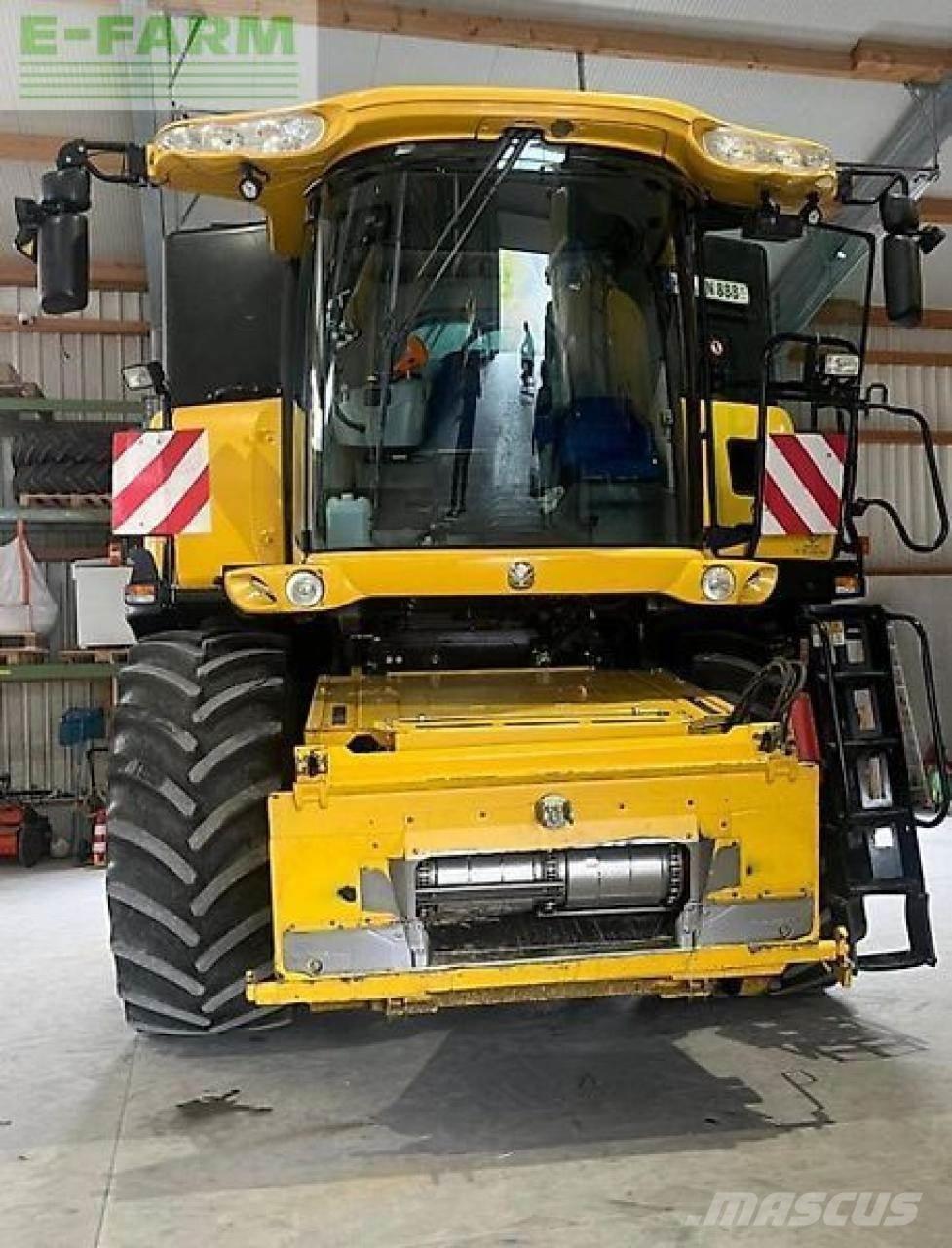 New Holland cr8080 Moissonneuse batteuse