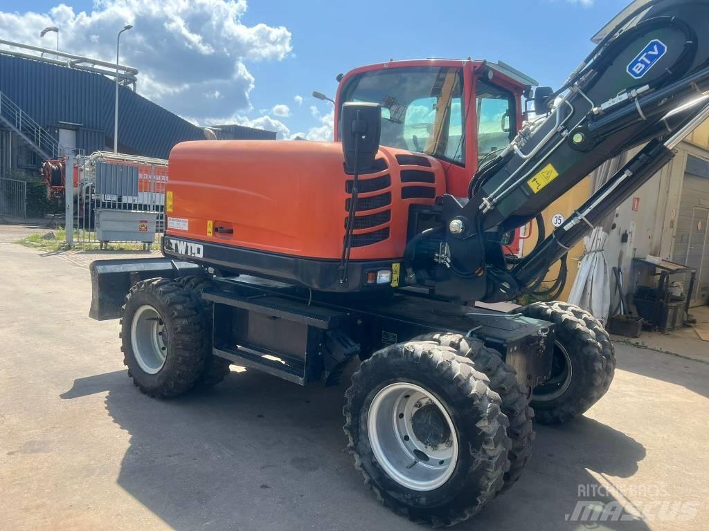 Schaeff TW 110 Pelle sur pneus