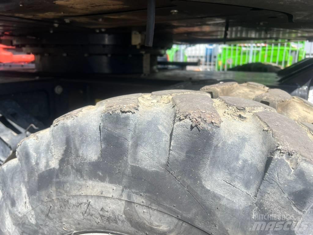 Schaeff TW 110 Pelle sur pneus