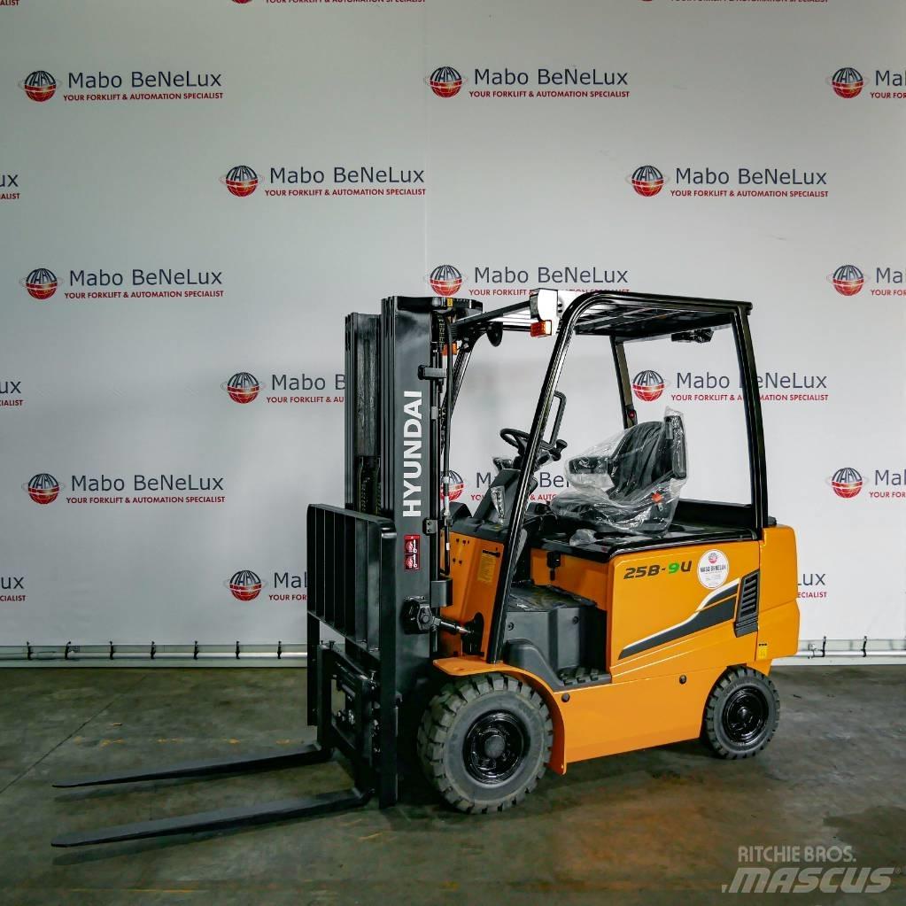 Hyundai 25B-9U Chariots diesel