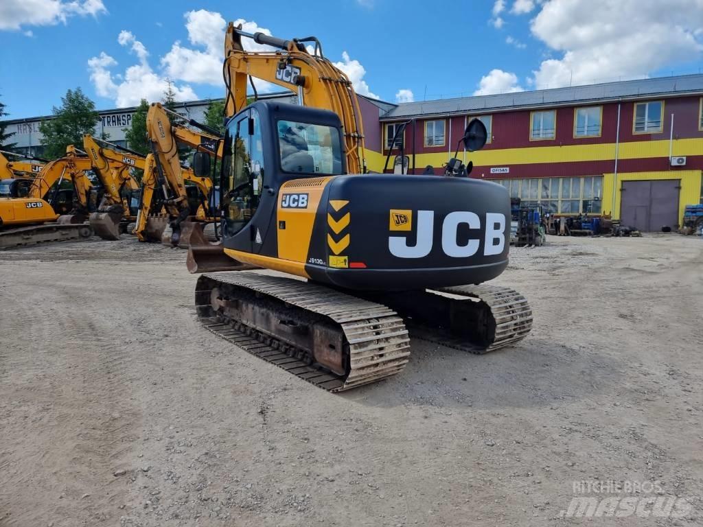 JCB JS 130 LC Pelle sur chenilles