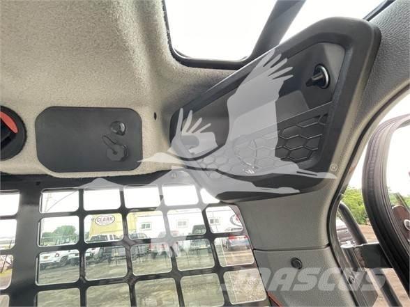 Bobcat T76 Chargeuse compacte