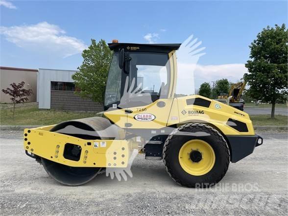 Bomag BW177D-5 Rouleaux monocylindre