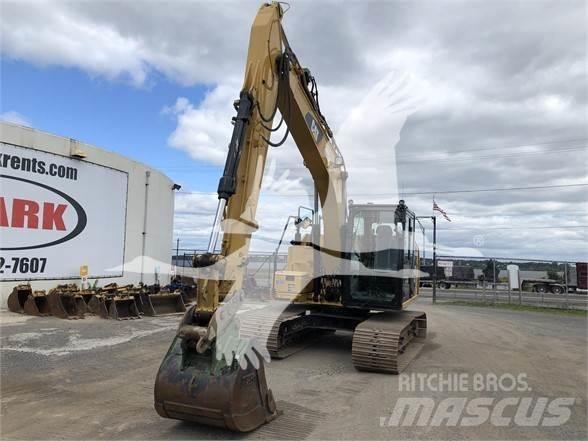 CAT 313F Pelle sur chenilles