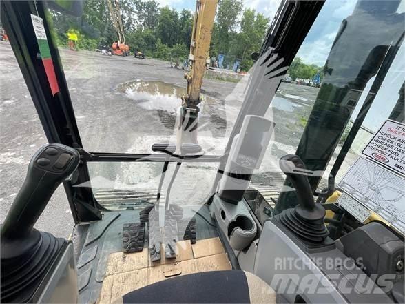 CAT 313FL Pelle sur chenilles