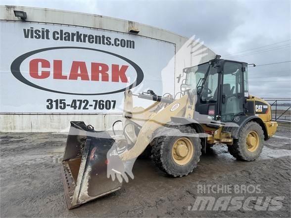 CAT 906M Chargeuse sur pneus