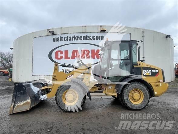 CAT 906M Chargeuse sur pneus