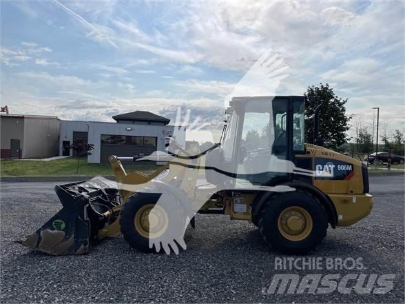 CAT 906M Chargeuse sur pneus