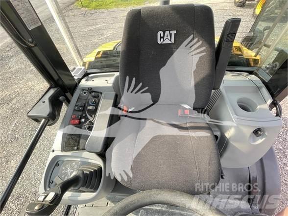 CAT 906M Chargeuse sur pneus
