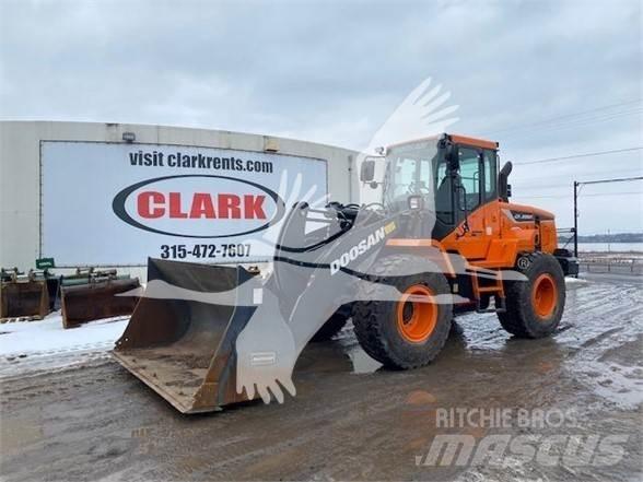 Doosan DL250-5 Chargeuse sur pneus