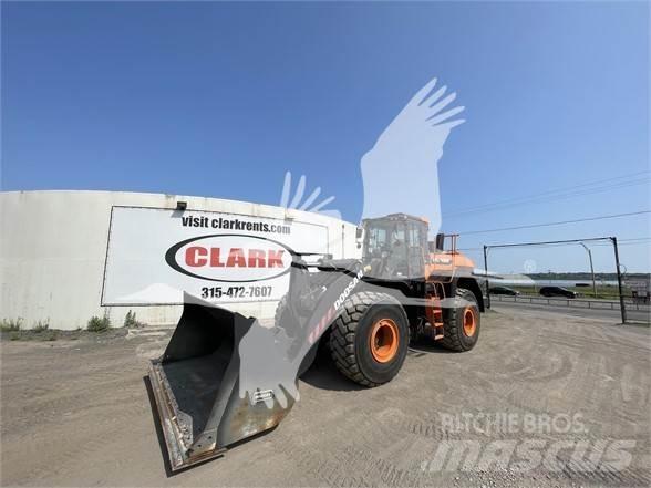 Doosan DL480-7 Chargeuse sur pneus