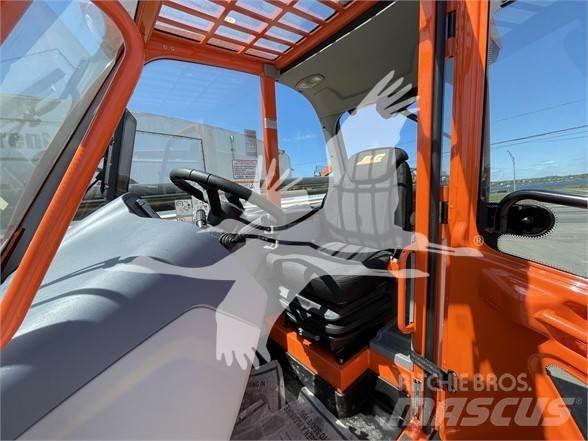 JLG 1075 Chariot télescopique
