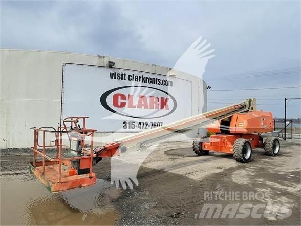 JLG 800S Nacelles télescopiques