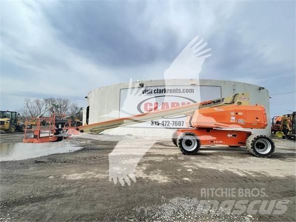 JLG 800S Nacelles télescopiques