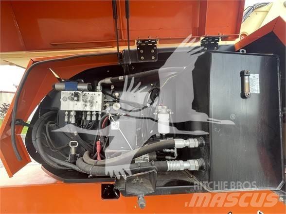JLG 860SJ Nacelles télescopiques