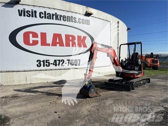 Kubota U27-4 Mini pelle < 7t
